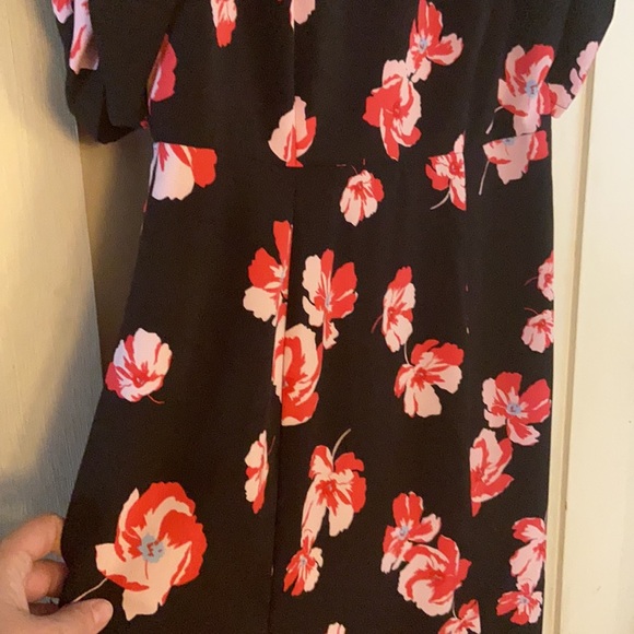 ⚡️Fitted 3/4 cap sleeve midi dress - Picture 7 of 8